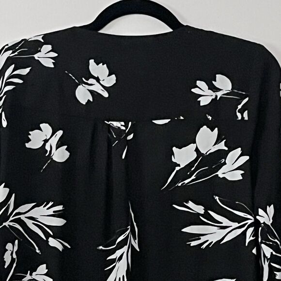 GRACE‎ "The Perfect Fit" Black Floral Flare Sleeve Blouse Size Large Romantic - Picture 5 of 7